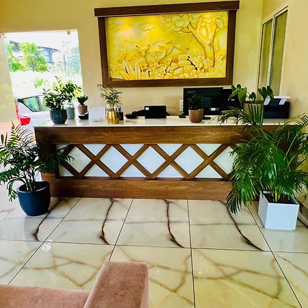 Kottackal Nature Inn ネドゥムバセリー エクステリア 写真