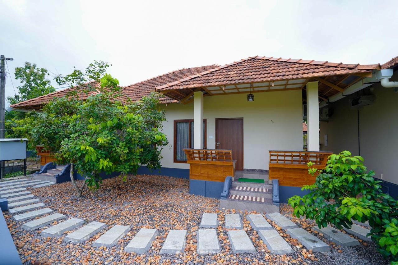Kottackal Nature Inn ネドゥムバセリー エクステリア 写真