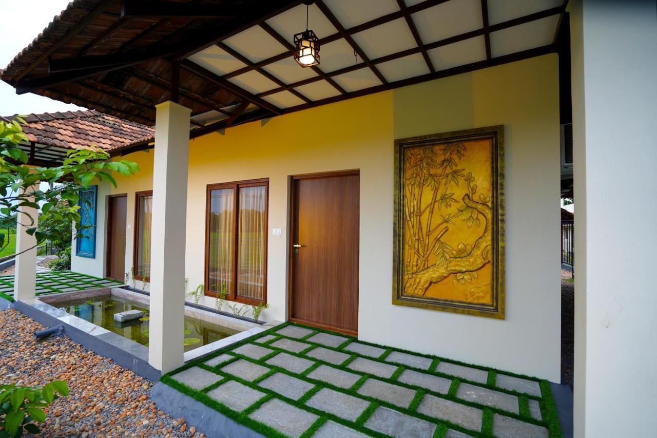 Kottackal Nature Inn ネドゥムバセリー エクステリア 写真